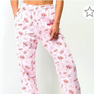By Samii Ryan Shrooms sweatpants size S